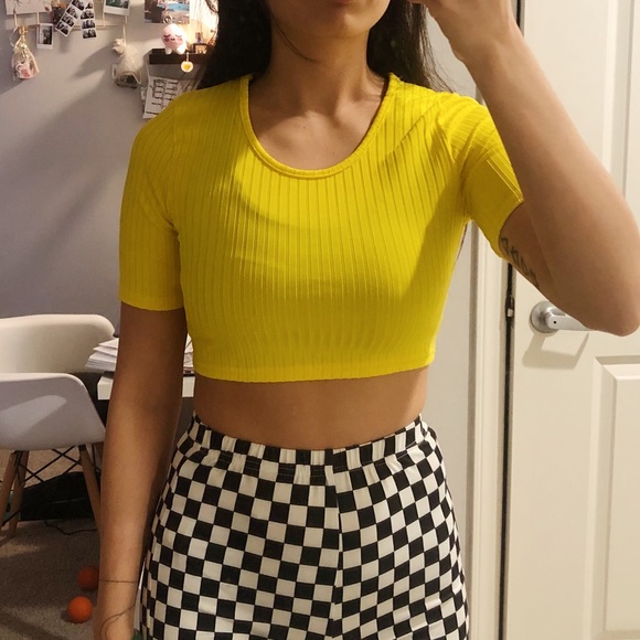 Yellow Ribbed Crop Top - Picture 4 of 4